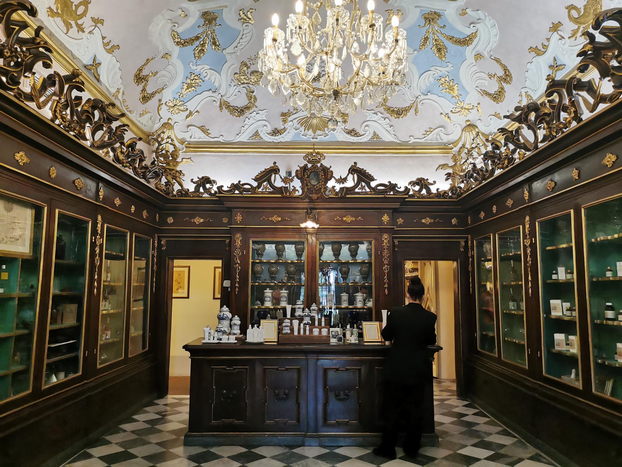 Artisans Florence Guided Tour: A Florentine   Artisanal Path