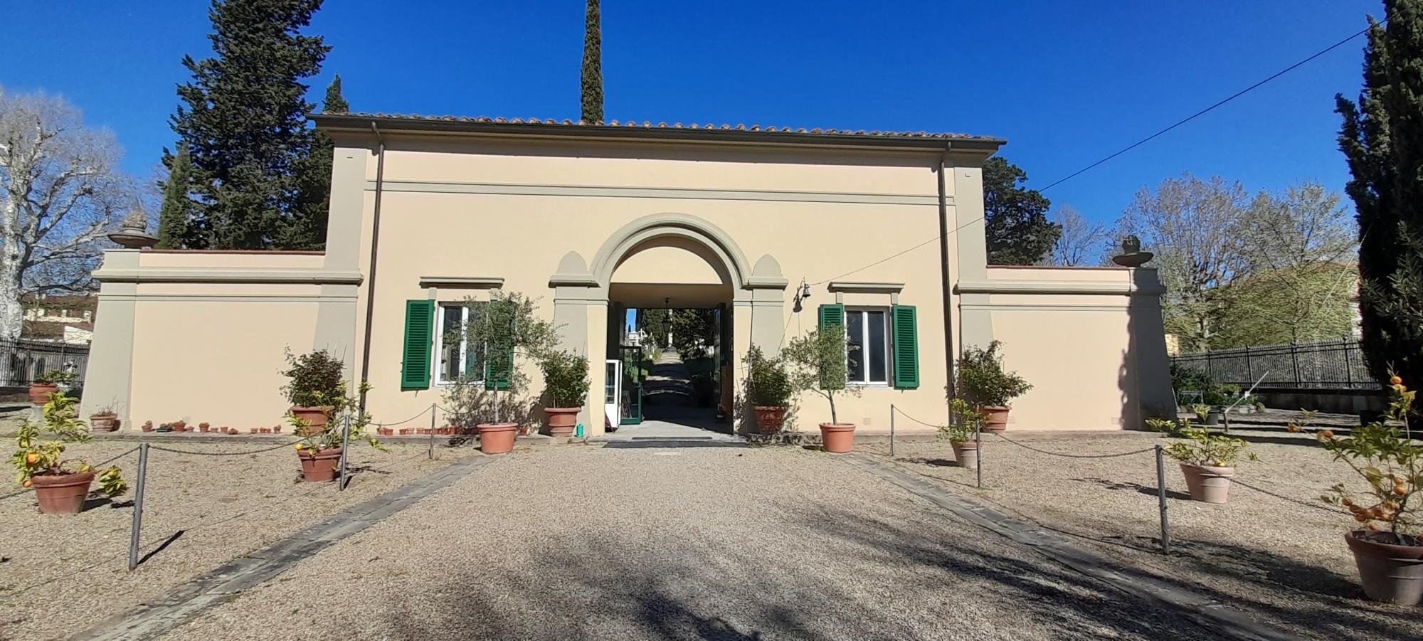 The English Cemetery: A Melancholic Spoon River