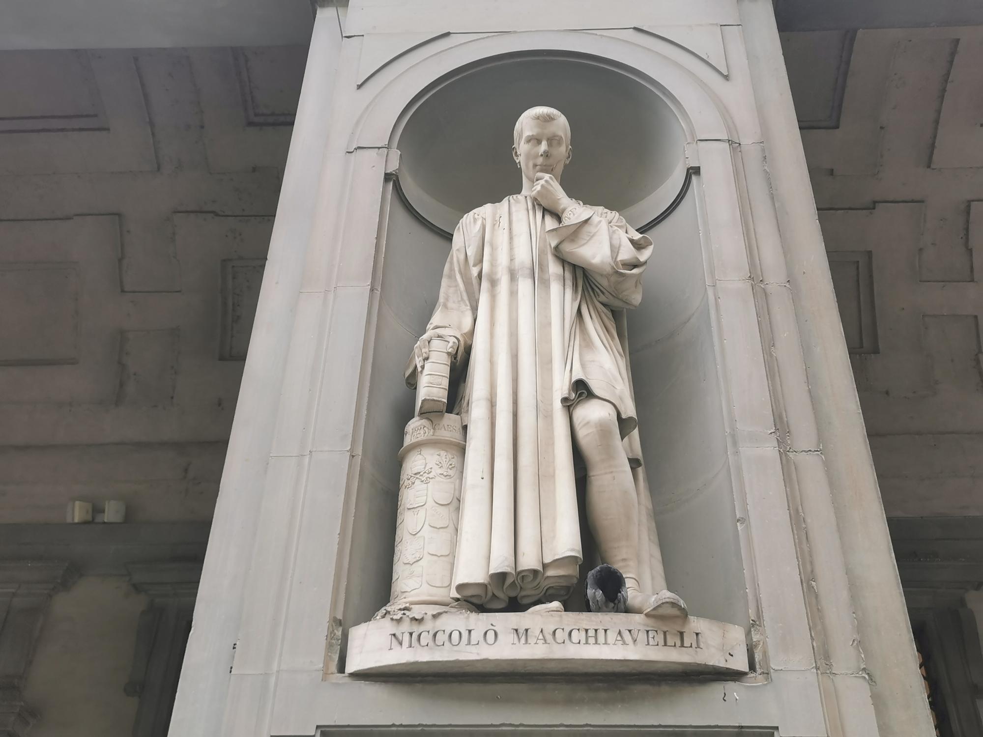 Machiavelli’s Florence Guided Tour: By day and by night